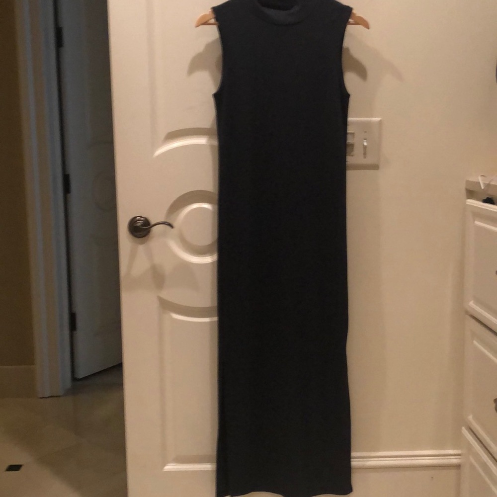Long Sleeveless Dress